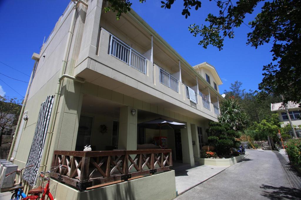 Pension Takatsuki Zamami Exterior photo
